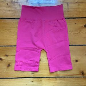 avocado Women's Hot Pink Ribbed Bike Shorts Size Small